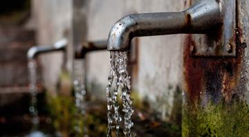 UAE looks to bring 'creative mind' to bear on world's water crisis UAE looks to bring 'creative mind' to bear on world's water crisis
