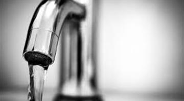Suez, Siemens and Abu Dhabi National Energy Company join up in desalination initiative Suez, Siemens and Abu Dhabi National Energy Company join up in desalination initiative