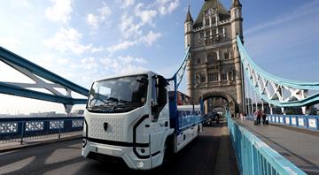 TG Lynes brings electric truck to London streets TG Lynes brings electric truck to London streets