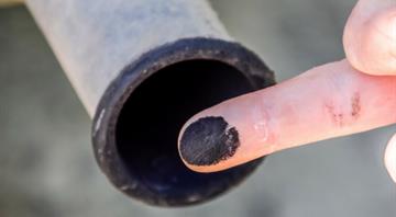 US strengthens national soot standards, industry objects