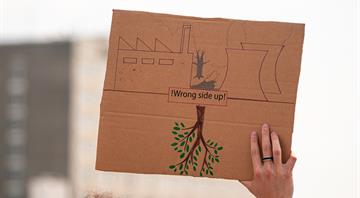 Green energy pact has curbed fossil fuel funding Green energy pact has curbed fossil fuel funding