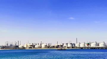 Big Oil backtracks on renewables push as climate agenda falters Big Oil backtracks on renewables push as climate agenda falters