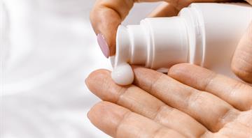 Sunscreen’s impact on marine life needs urgent investigation, study finds Sunscreen’s impact on marine life needs urgent investigation, study finds