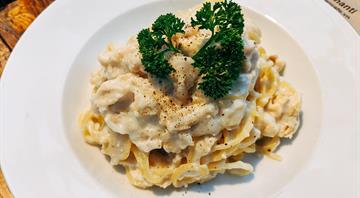 Swapping out red meat and creamy pasta sauce could significantly cut household emissions, Australian research finds Swapping out red meat and creamy pasta sauce could significantly cut household emissions, Australian research finds