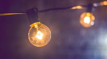 Make electricity cheaper to boost heat pumps - climate advisers