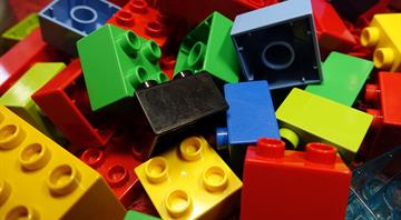 Lego to replace oil in its bricks with pricier renewable plastic Lego to replace oil in its bricks with pricier renewable plastic