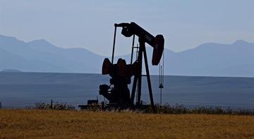 Fossil-fuel firms receive US subsidies worth $31bn each year, study finds