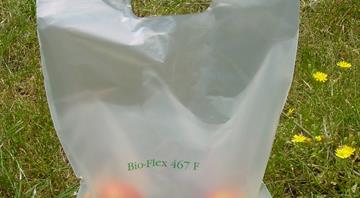 Starch-based bioplastic may be as toxic as petroleum-based plastic, study finds Starch-based bioplastic may be as toxic as petroleum-based plastic, study finds