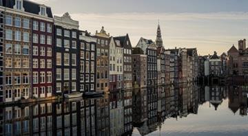 Amsterdam to enact landmark ban on fossil fuel and meat advertising in public spaces