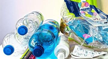 UAE single-use plastic ban explained: What changes from 2026