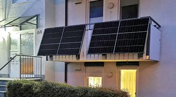 Cheaper, cleaner energy drives Germany's balcony-solar boom